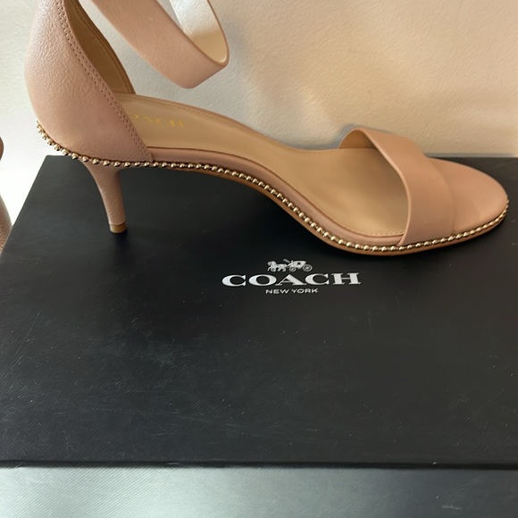 NWT COACH MAUDE SOFT MILLED LEATHER IN BEECHWOOD SIZE 8.5 - Picture 1 of 11